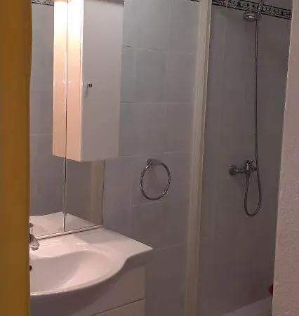 Апартаменты Studio Central Кане